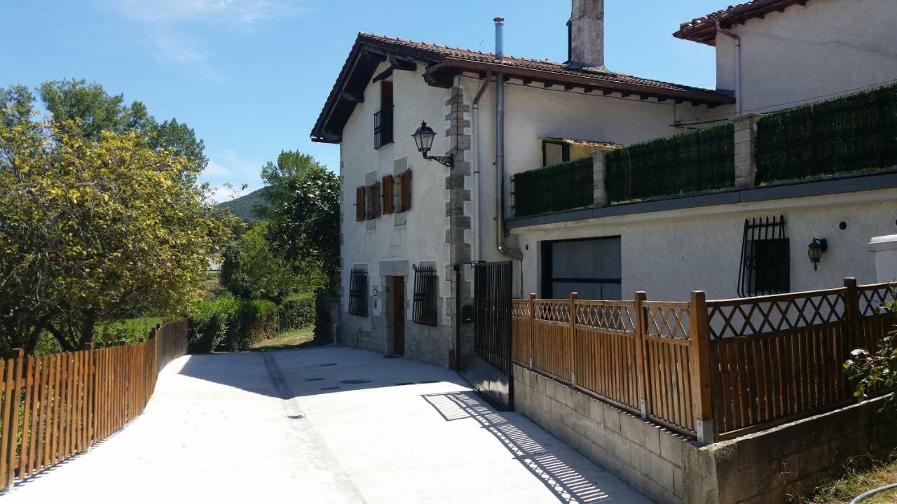 Casa Rural Zubiarena Satrustegui 외부 사진